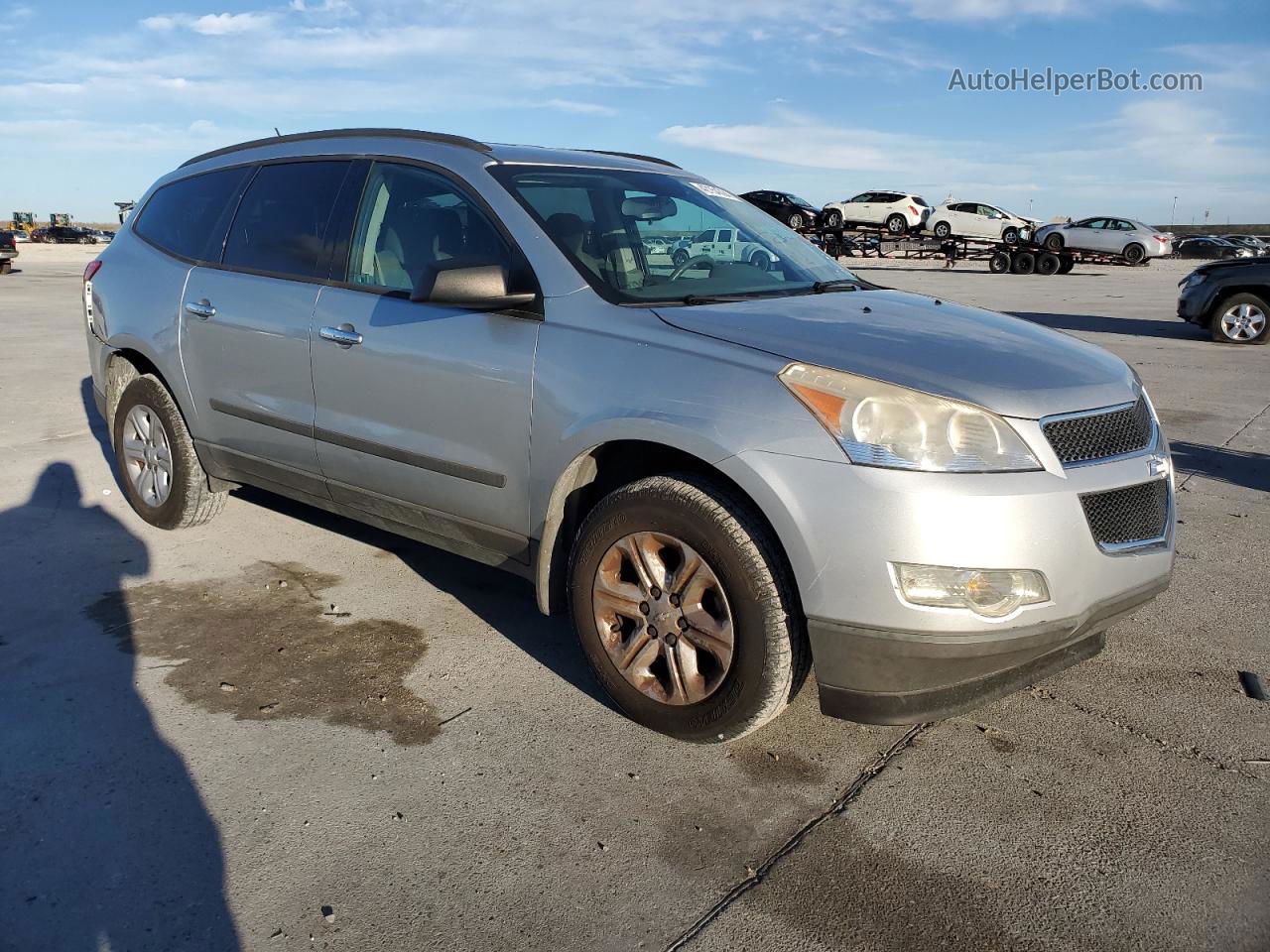 2012 Chevrolet Traverse Ls Silver vin: 1GNKRFEDXCJ398014