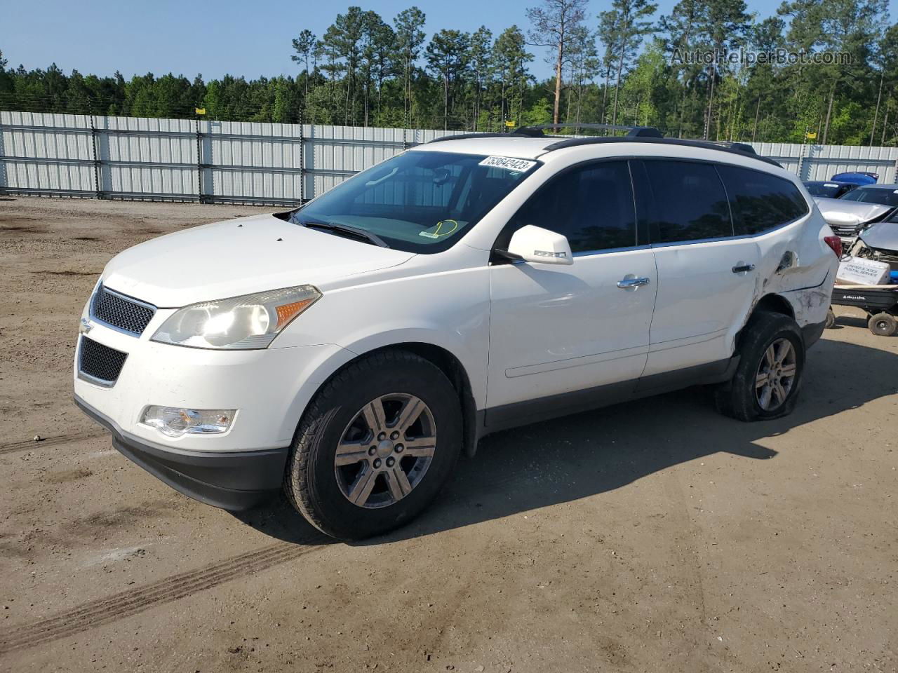 2011 Chevrolet Traverse Lt Белый vin: 1GNKRGED0BJ306218