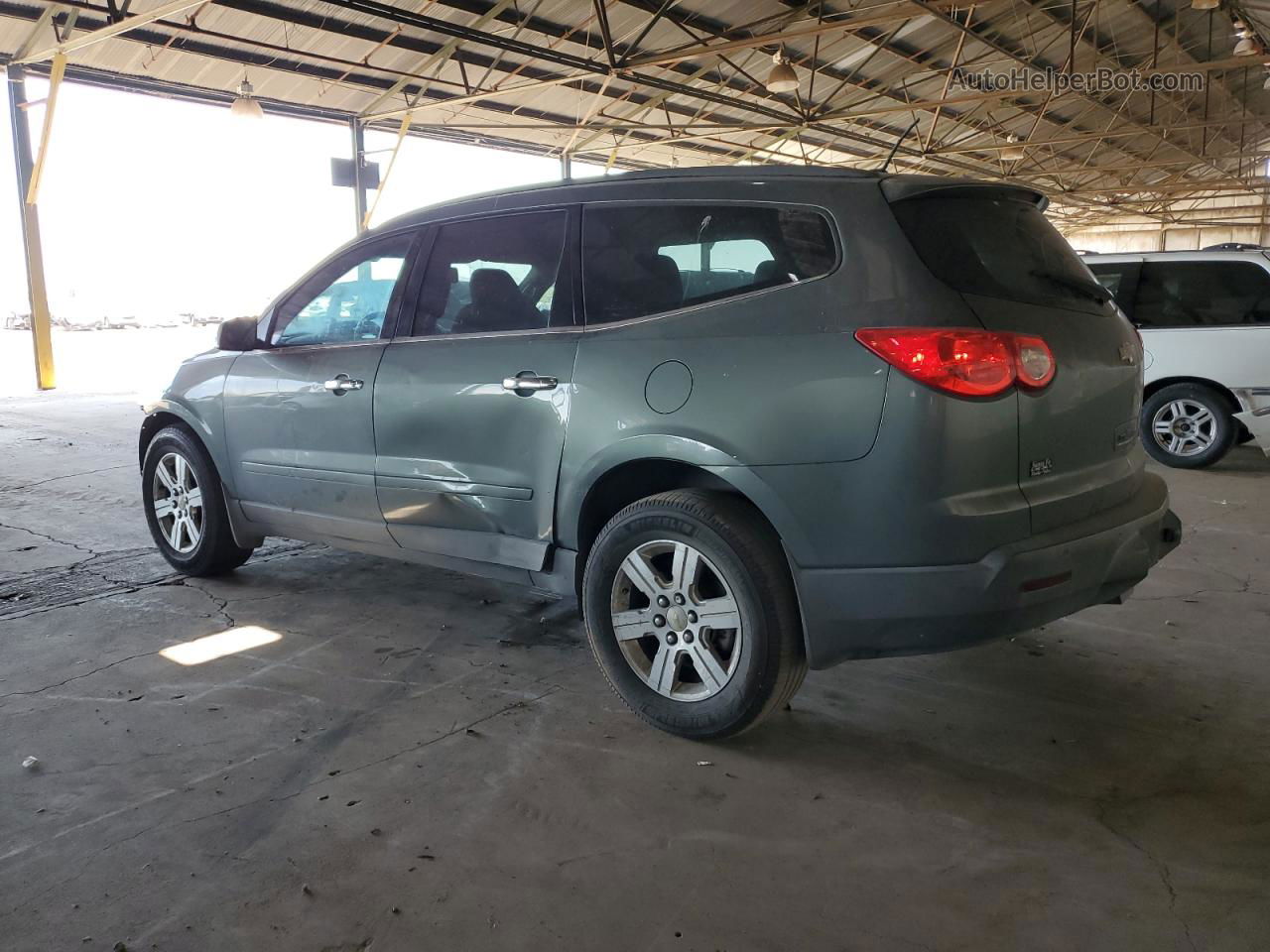 2011 Chevrolet Traverse Lt Gray vin: 1GNKRGED0BJ374437