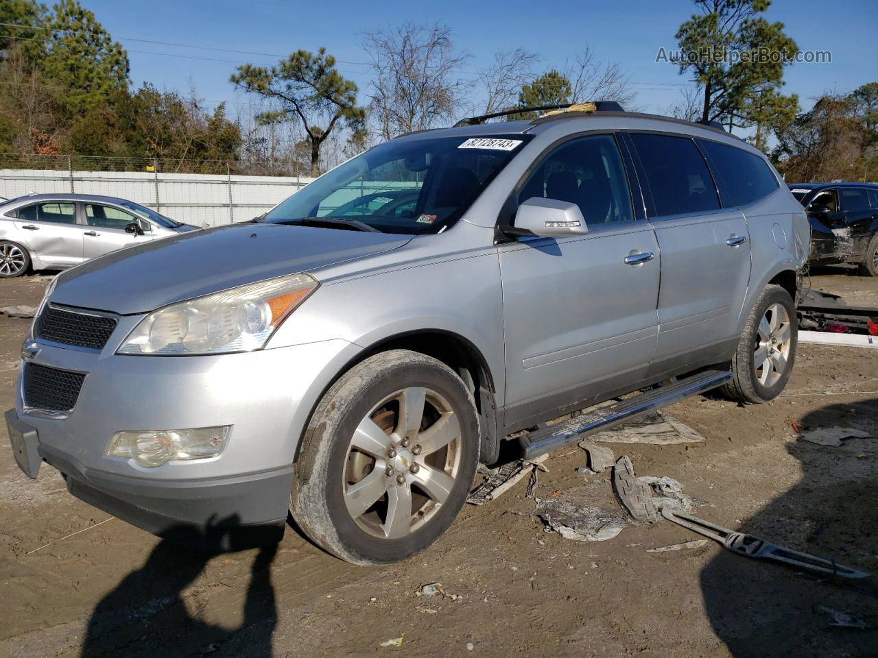 2011 Chevrolet Traverse Lt Gray vin: 1GNKRGED1BJ407705