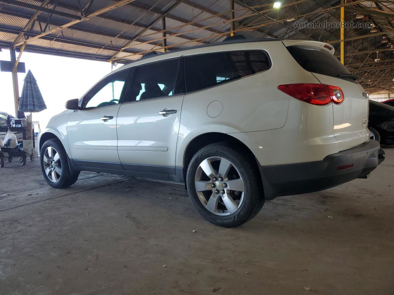 2012 Chevrolet Traverse Lt White vin: 1GNKRGED1CJ371127