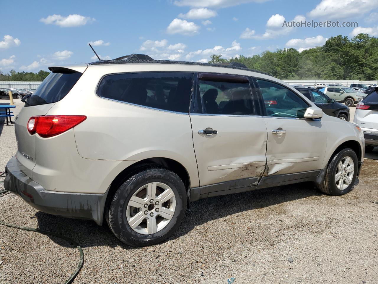 2011 Chevrolet Traverse Lt Gold vin: 1GNKRGED3BJ202211