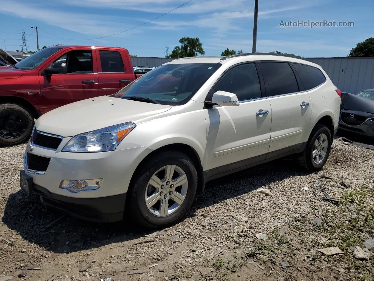 2011 Chevrolet Traverse Lt White vin: 1GNKRGED5BJ127012