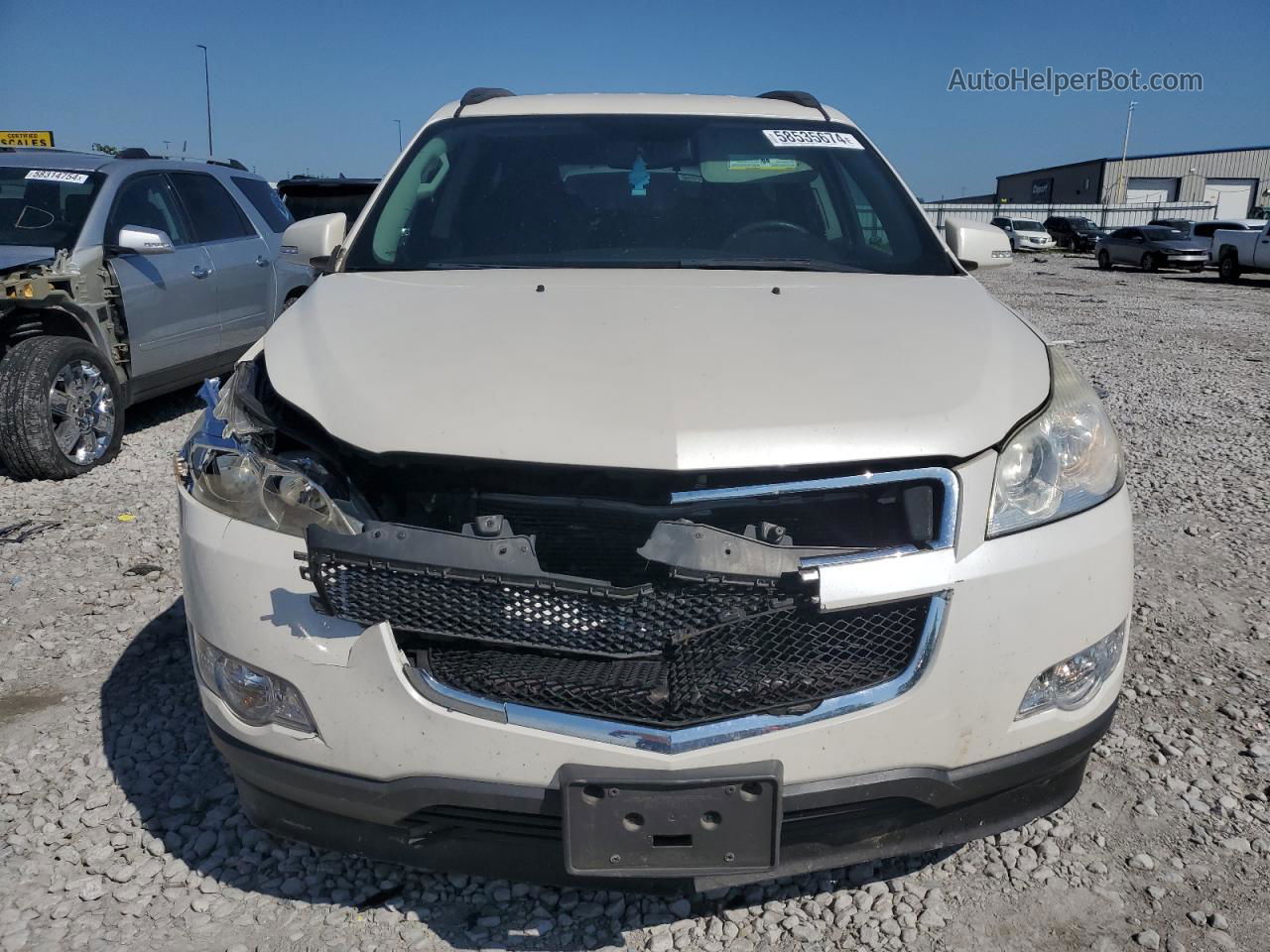 2011 Chevrolet Traverse Lt White vin: 1GNKRGED6BJ130923