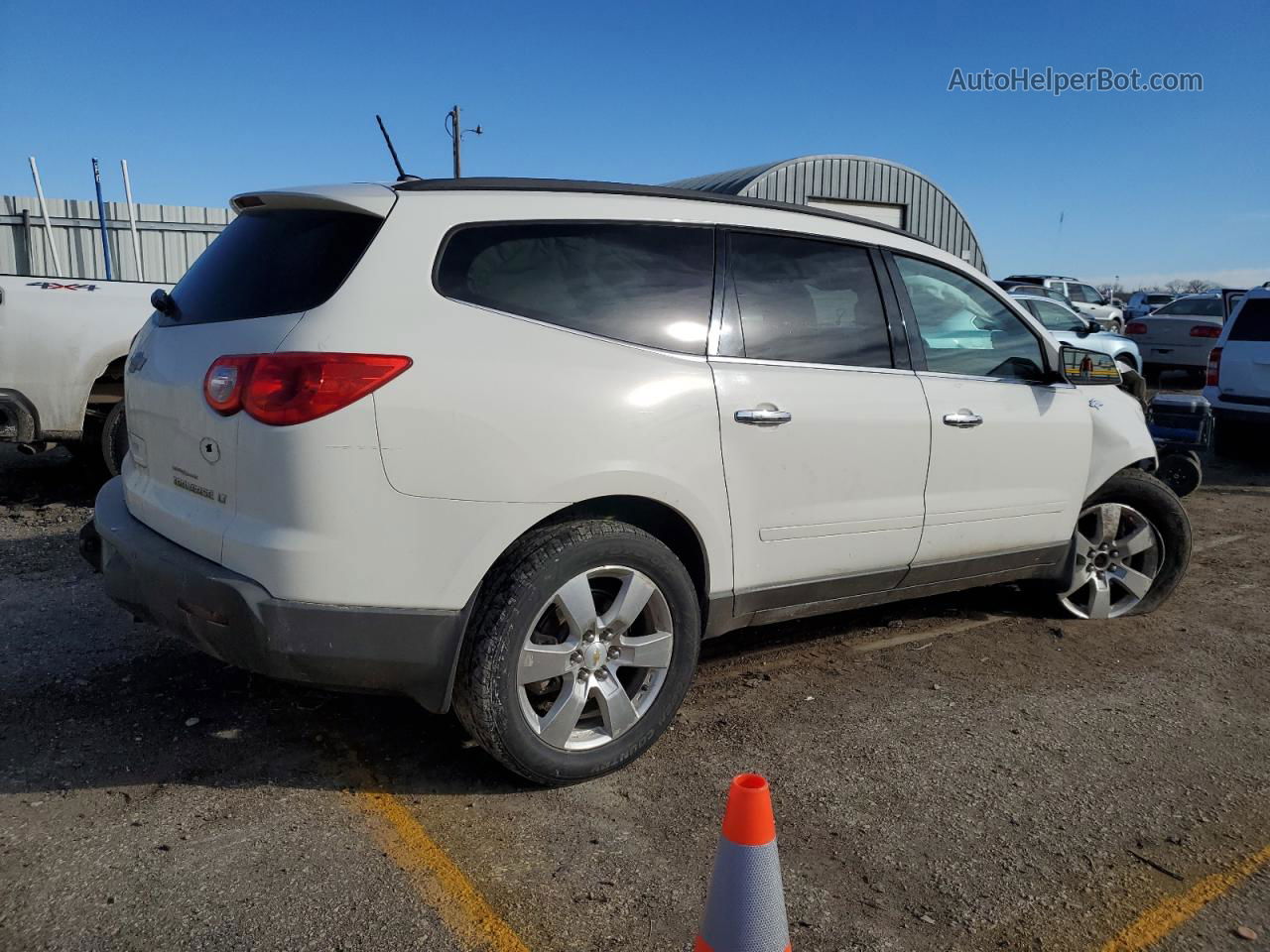 2012 Chevrolet Traverse Lt White vin: 1GNKRGED6CJ378932