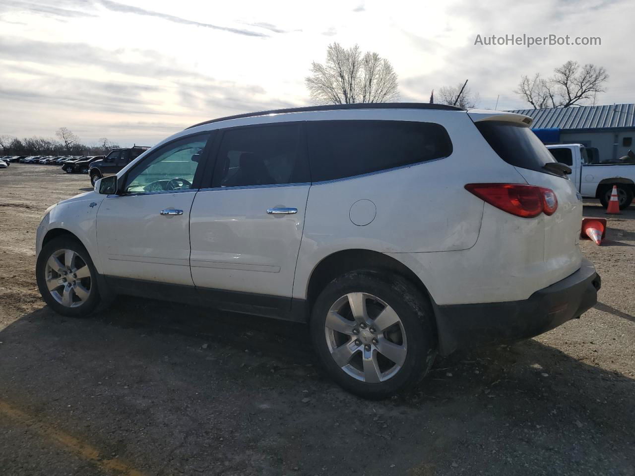 2012 Chevrolet Traverse Lt White vin: 1GNKRGED6CJ378932