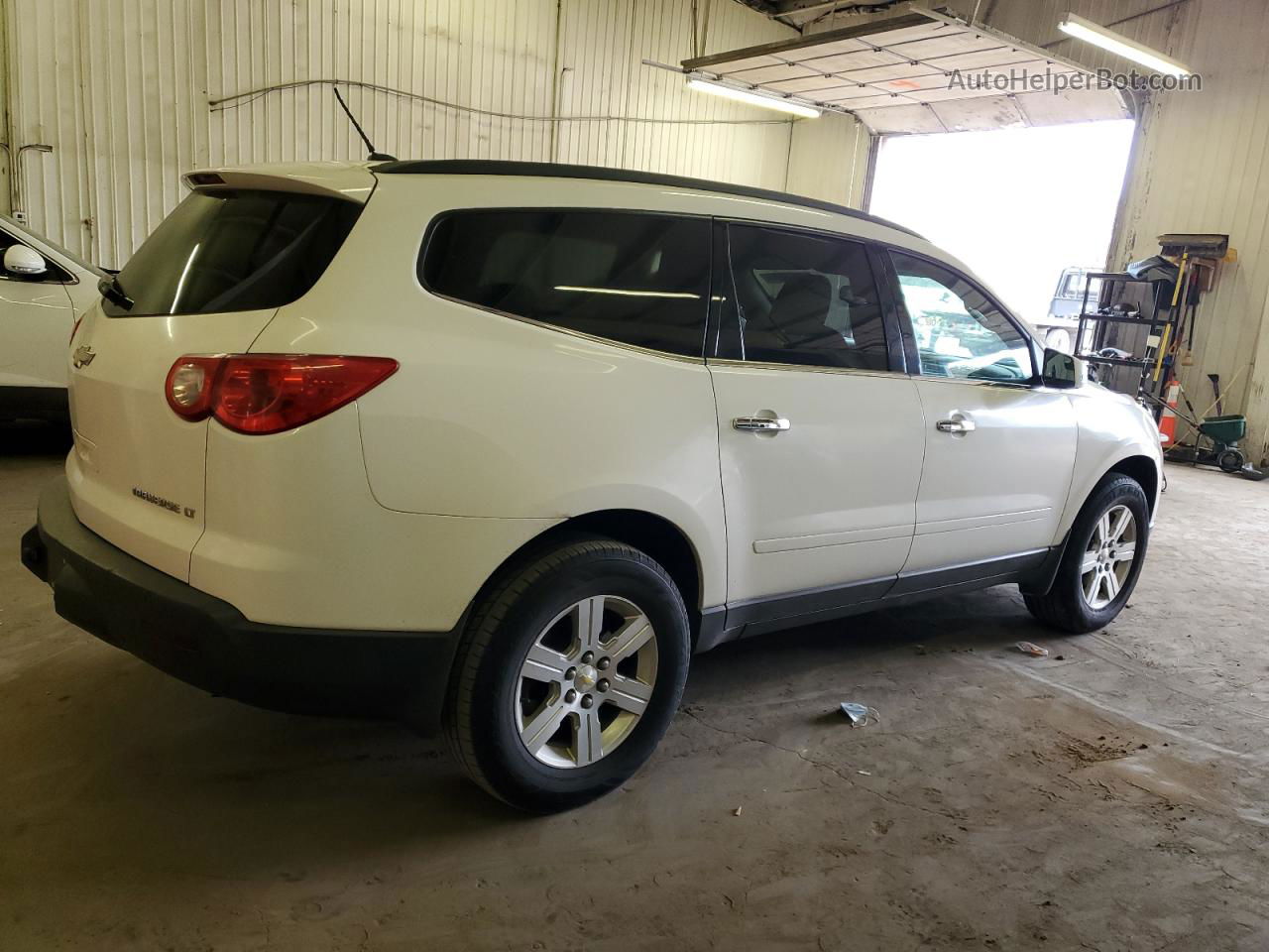 2012 Chevrolet Traverse Lt White vin: 1GNKRGED8CJ185004