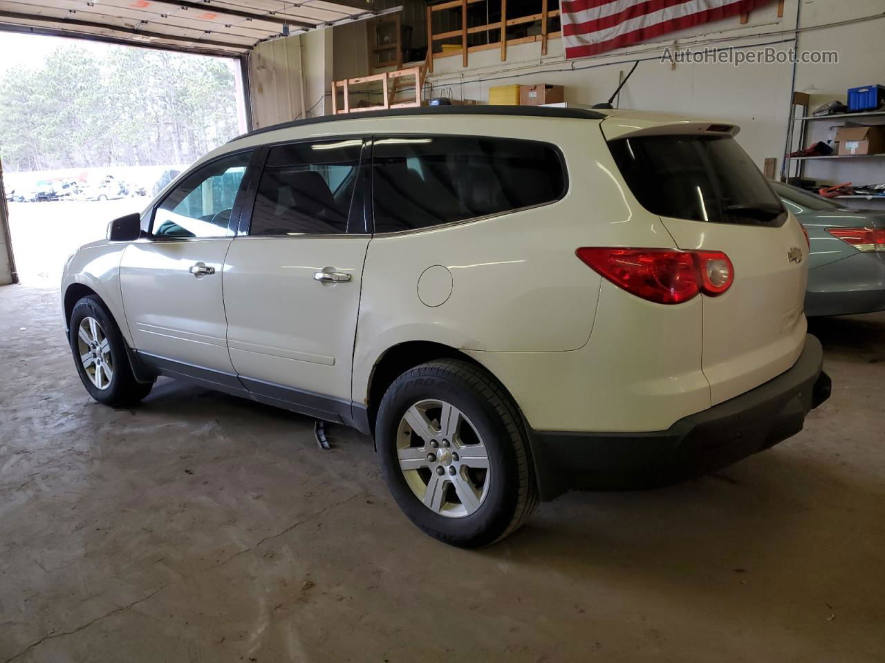 2012 Chevrolet Traverse Lt White vin: 1GNKRGED8CJ185004