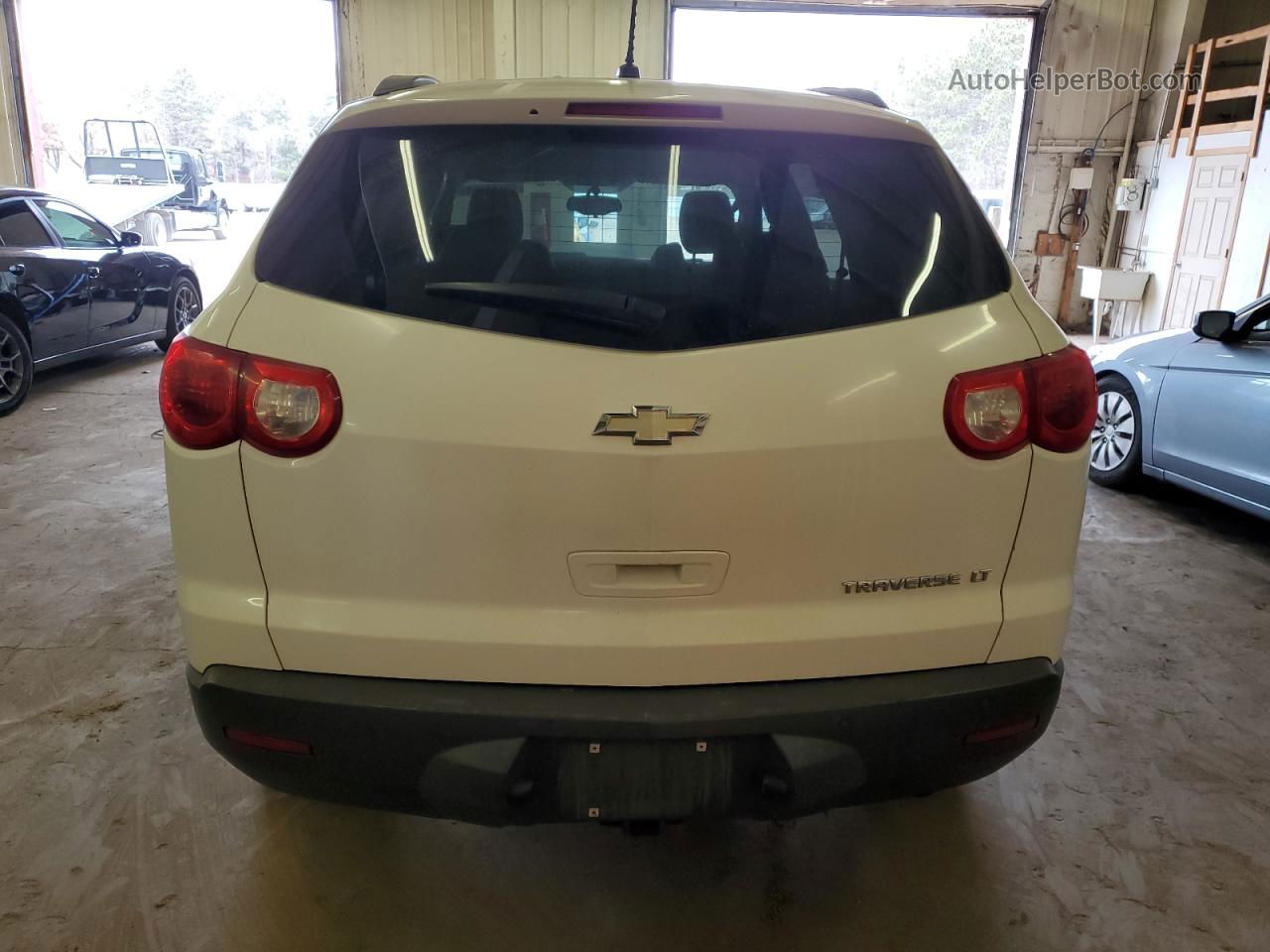 2012 Chevrolet Traverse Lt White vin: 1GNKRGED8CJ185004