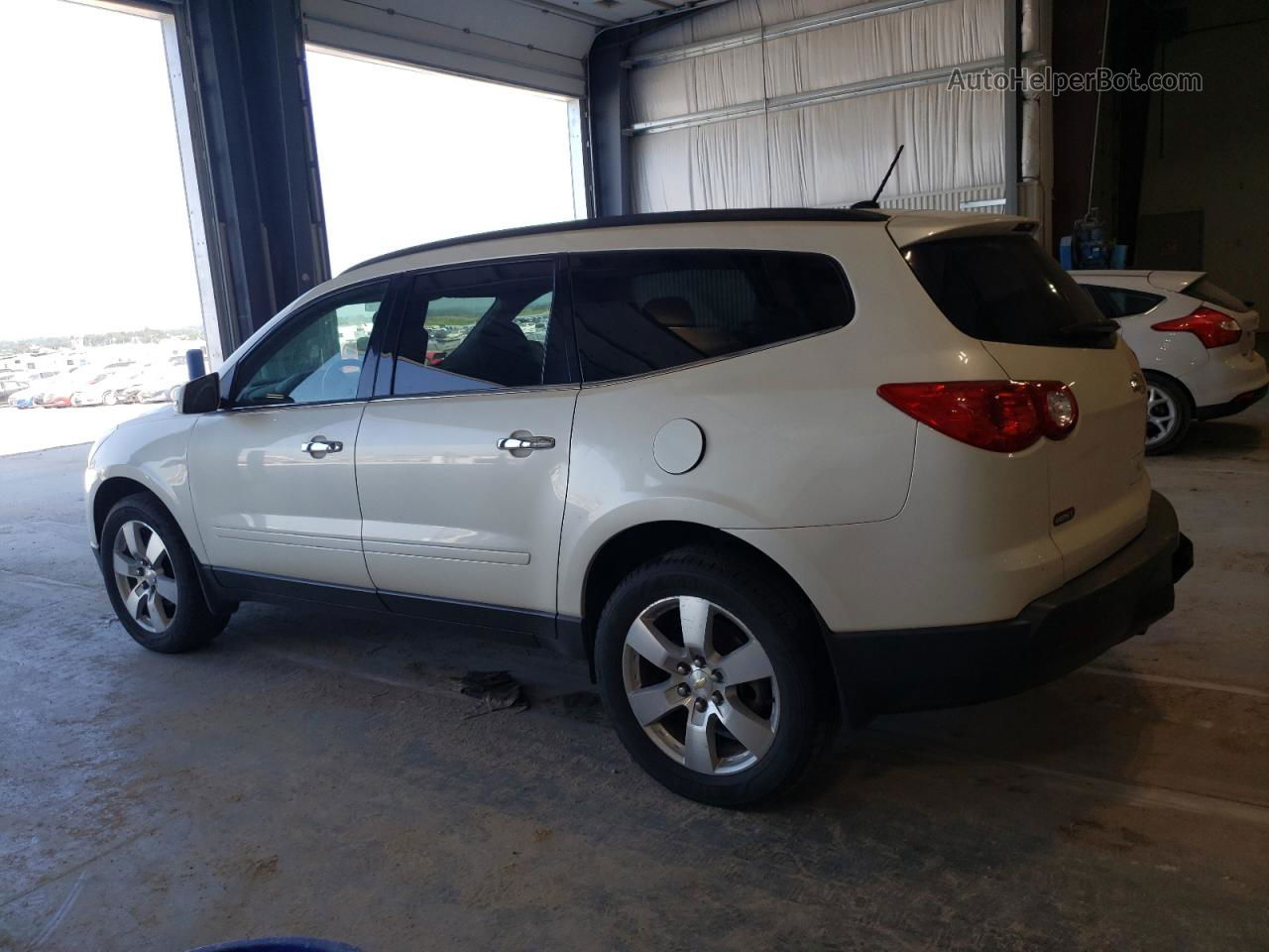 2012 Chevrolet Traverse Lt White vin: 1GNKRGED9CJ182936