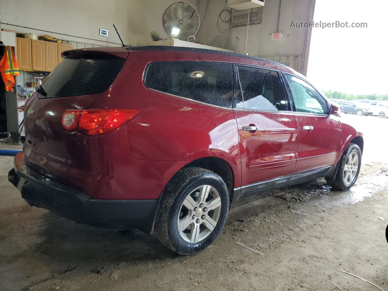 2011 Chevrolet Traverse Lt Burgundy vin: 1GNKRJED1BJ177743