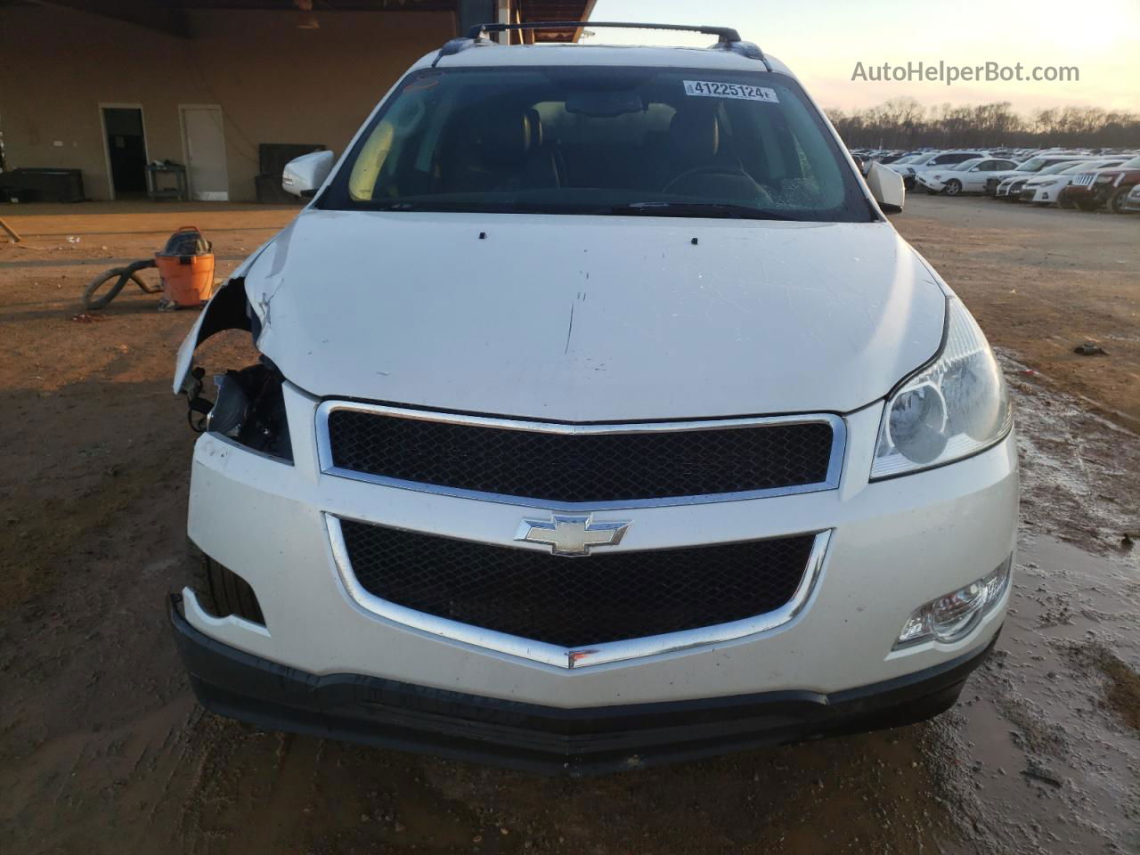 2011 Chevrolet Traverse Lt White vin: 1GNKRJED2BJ186287