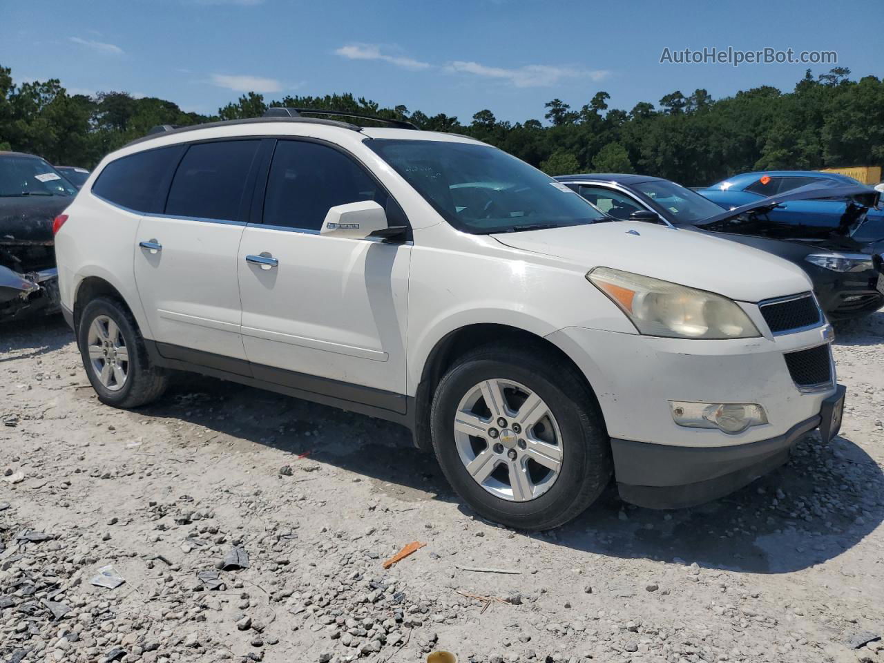 2011 Chevrolet Traverse Lt White vin: 1GNKRJED3BJ160183