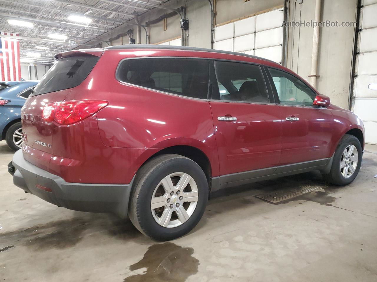 2011 Chevrolet Traverse Lt Burgundy vin: 1GNKRJED5BJ126021