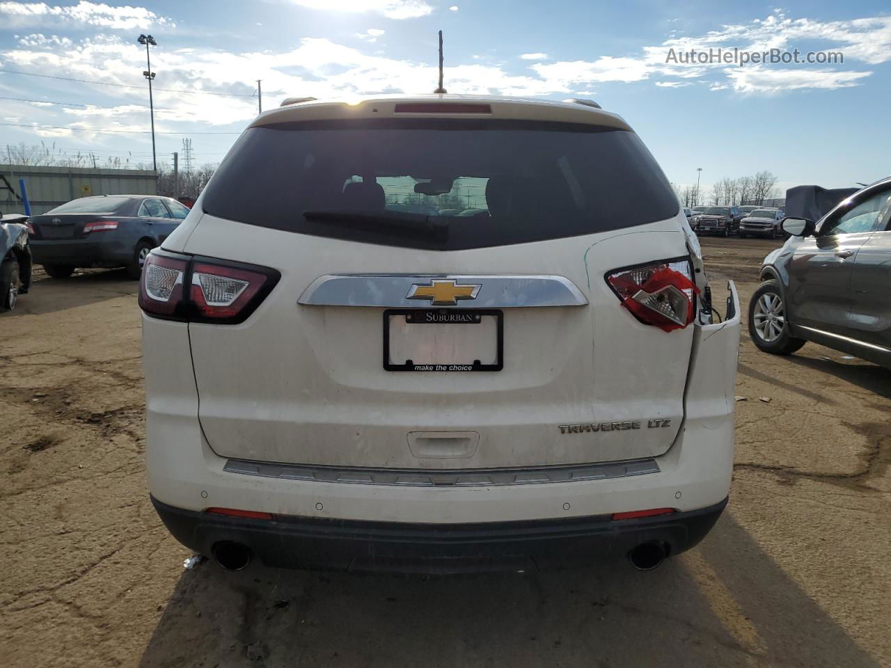 2014 Chevrolet Traverse Ltz Cream vin: 1GNKRJKD4EJ130697