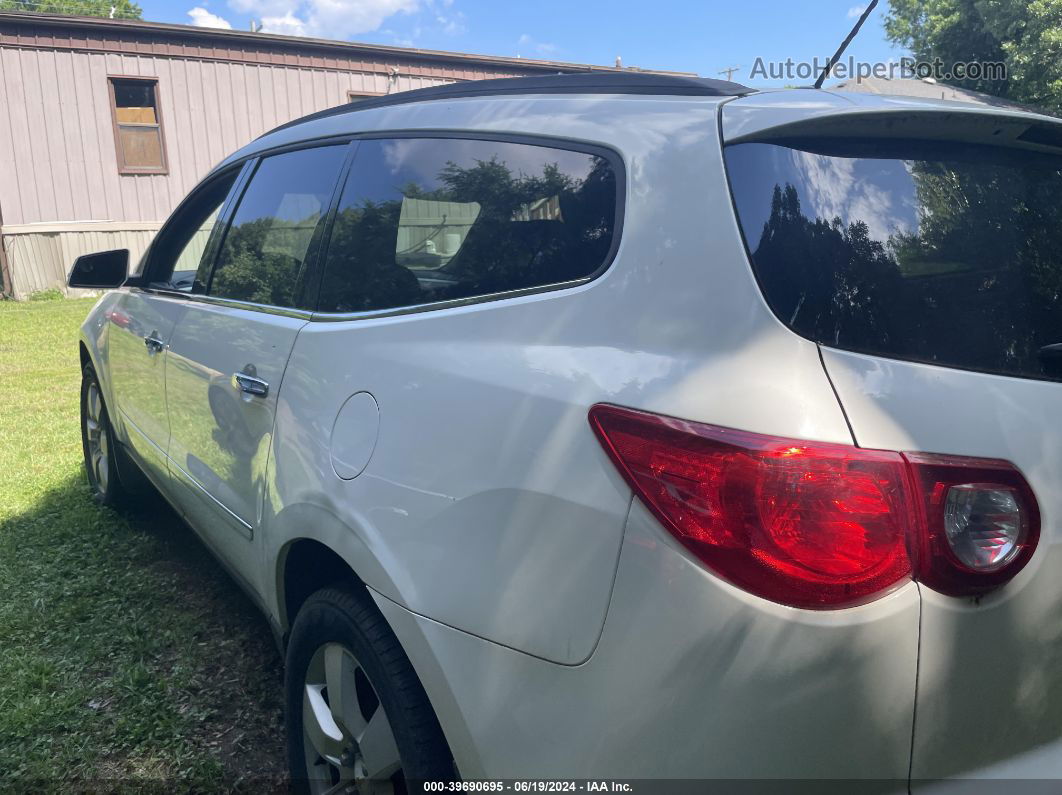 2012 Chevrolet Traverse   vin: 1GNKRLED1CJ233127