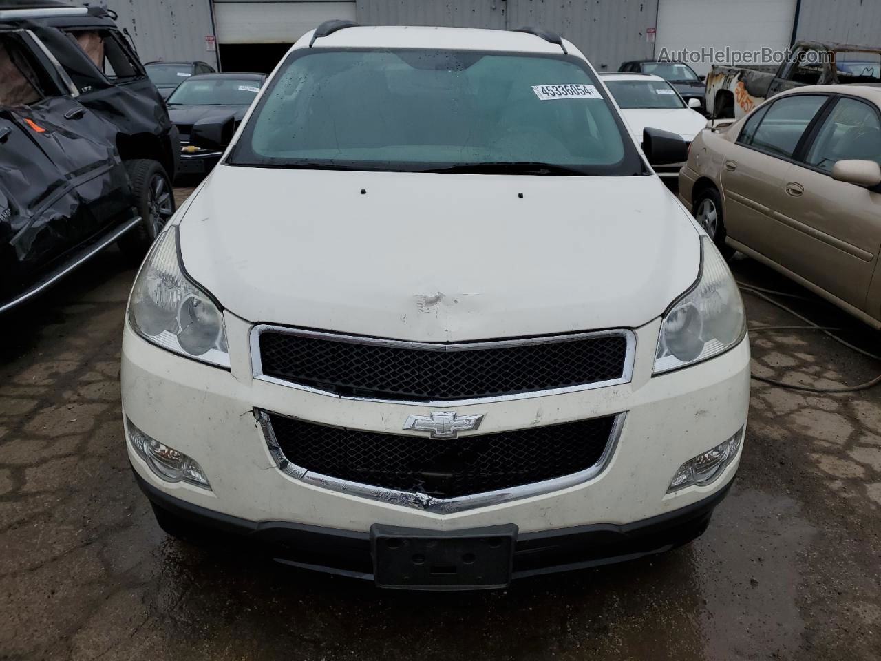 2011 Chevrolet Traverse Ls White vin: 1GNKVEED3BJ222541