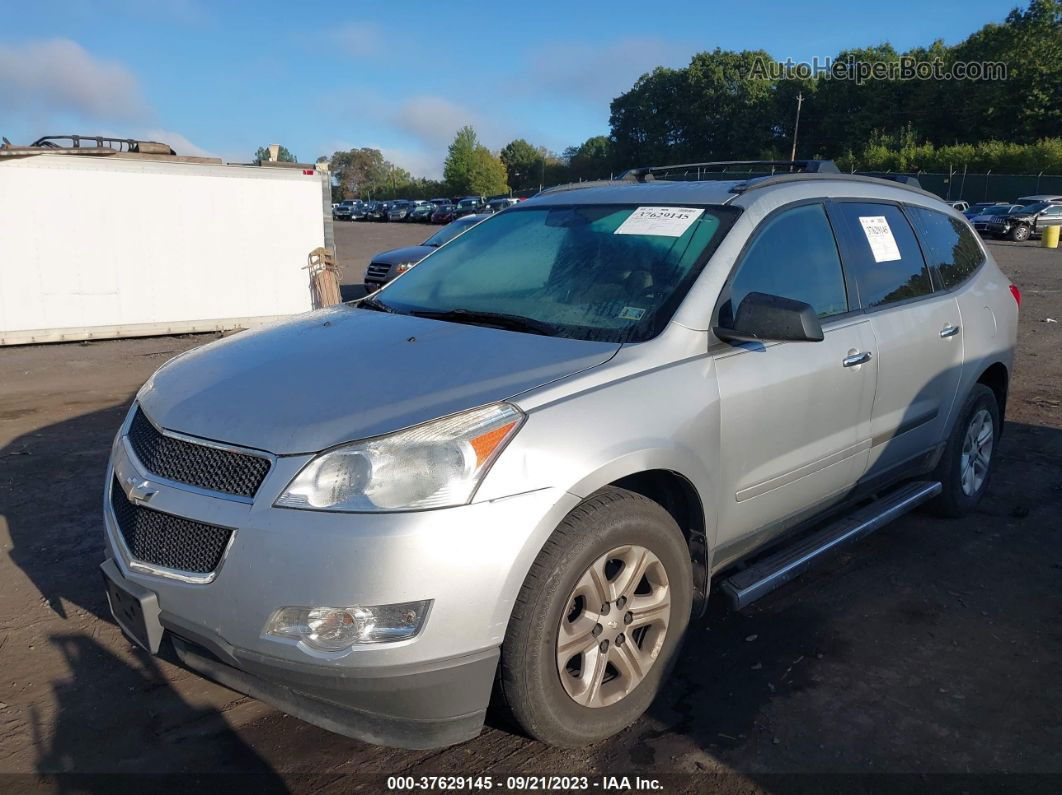 2012 Chevrolet Traverse Ls Серебряный vin: 1GNKVEED4CJ418702