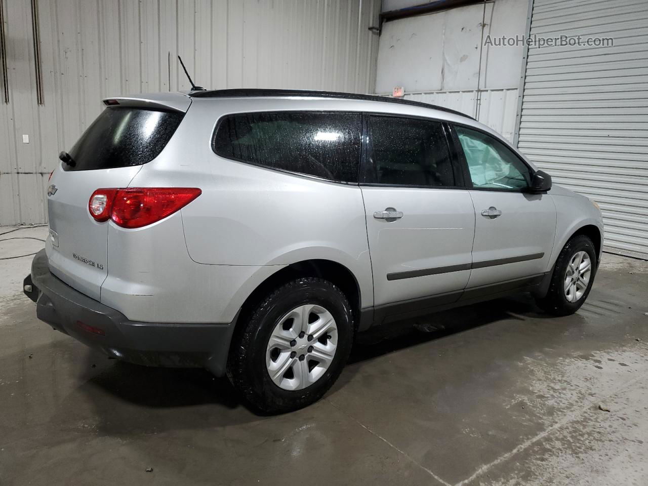 2012 Chevrolet Traverse Ls Silver vin: 1GNKVFED1CJ381095