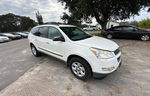 2012 Chevrolet Traverse Ls Белый vin: 1GNKVFED5CJ127650