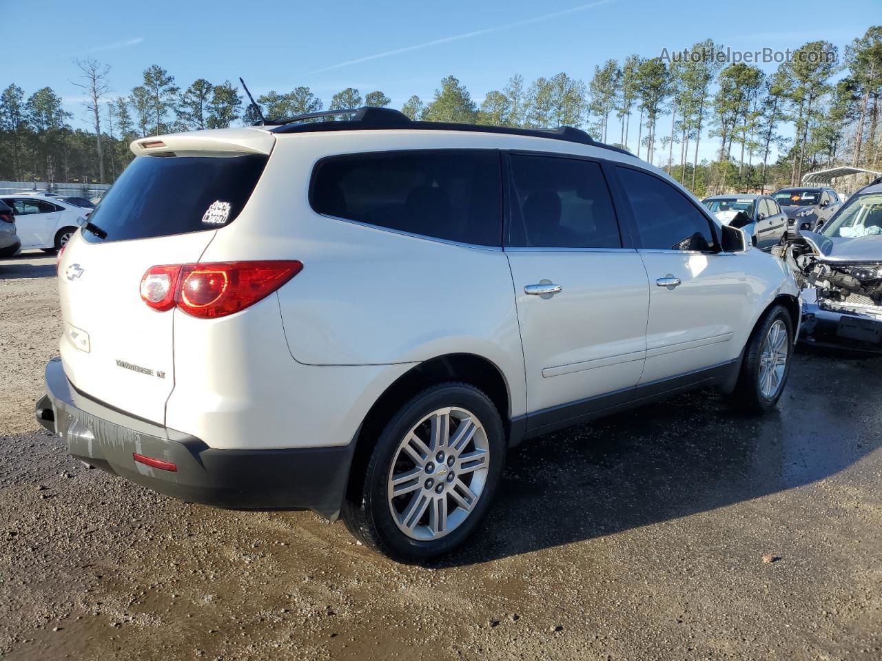 2011 Chevrolet Traverse Lt White vin: 1GNKVGED0BJ271627