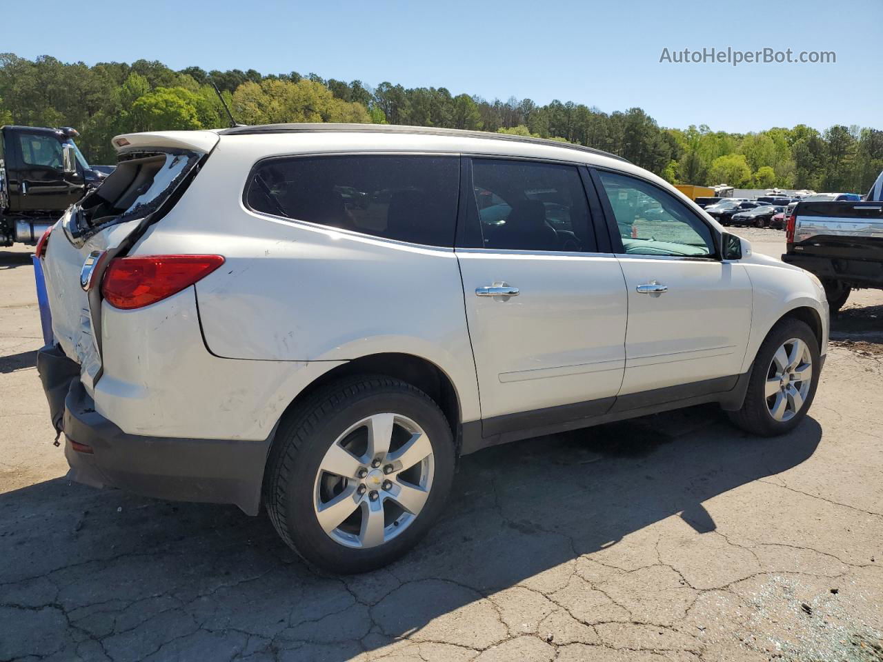 2012 Chevrolet Traverse Lt Белый vin: 1GNKVGED1CJ278636