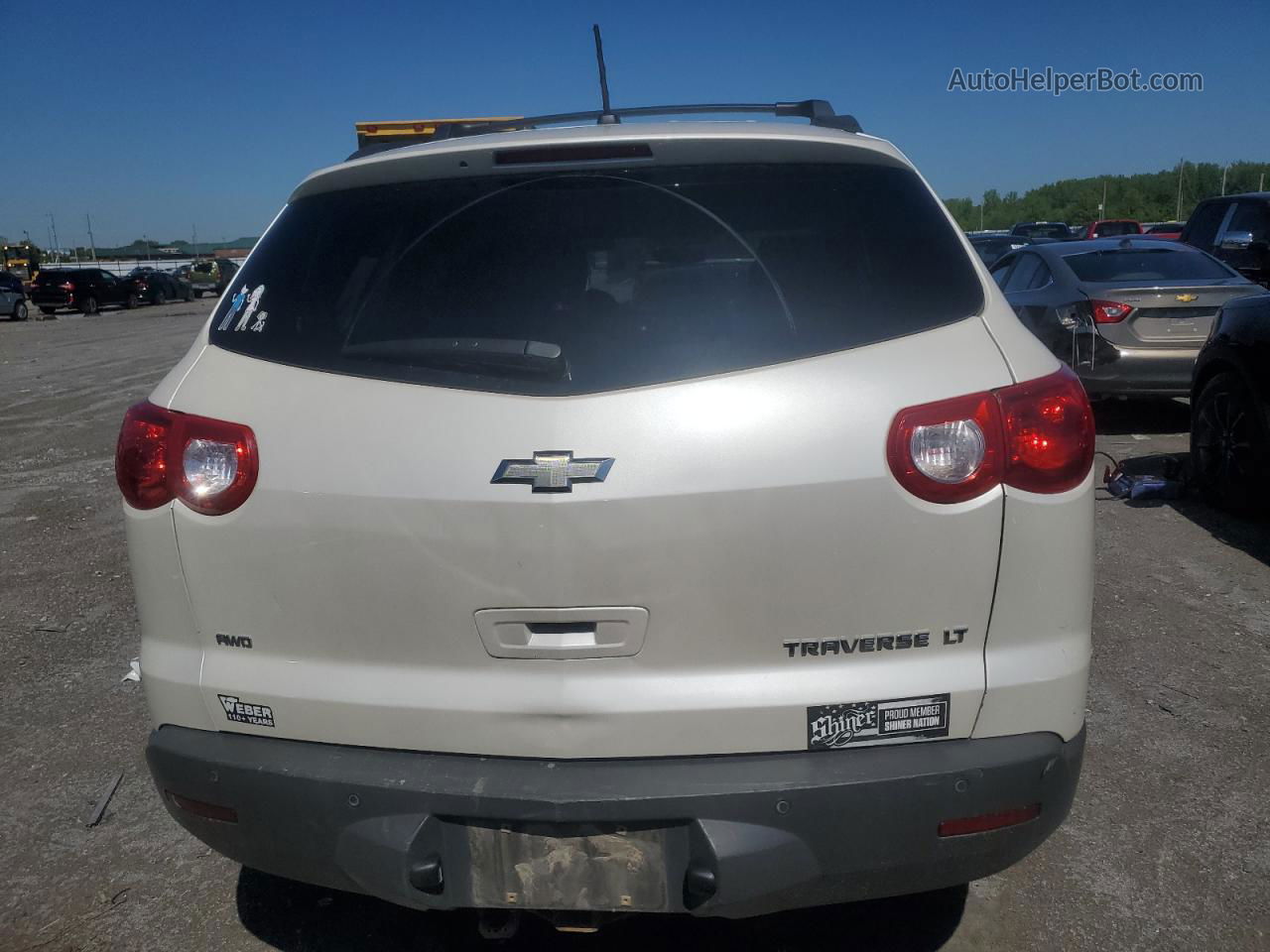 2012 Chevrolet Traverse Lt Белый vin: 1GNKVGED6CJ104481