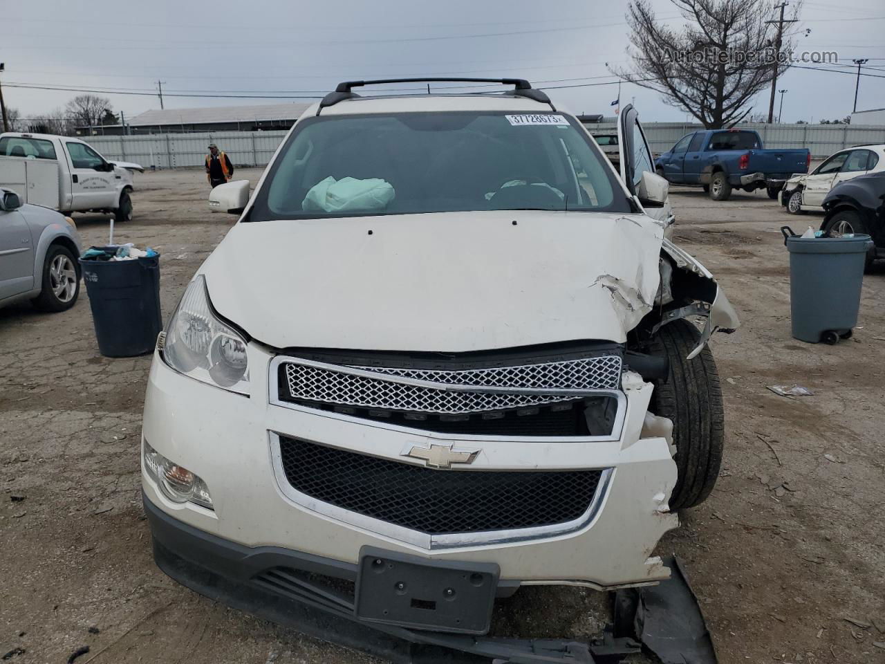 2012 Chevrolet Traverse Lt White vin: 1GNKVGEDXCJ132381