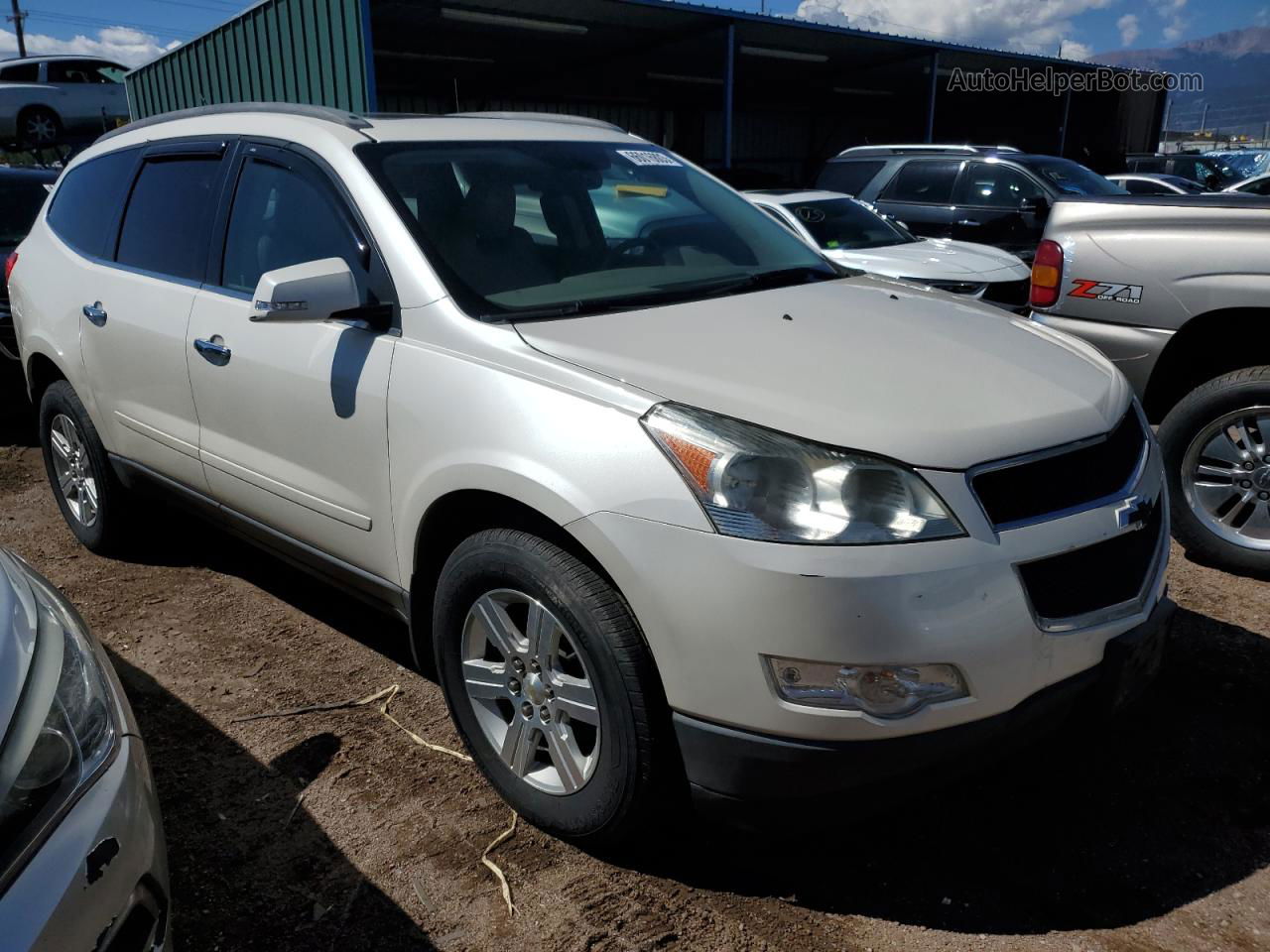 2011 Chevrolet Traverse Lt Cream vin: 1GNKVJEDXBJ229527