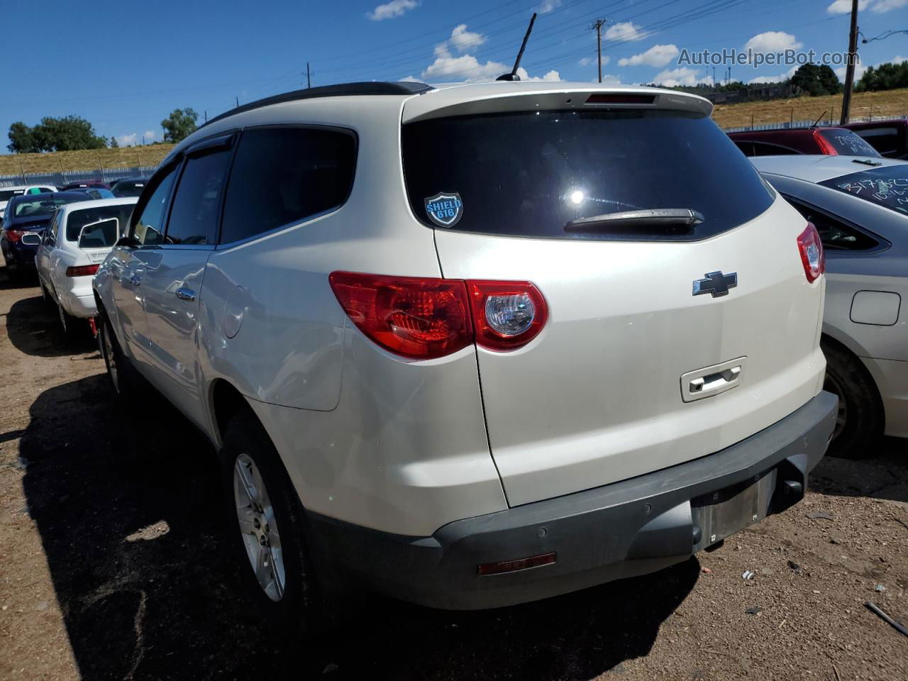 2011 Chevrolet Traverse Lt Cream vin: 1GNKVJEDXBJ229527