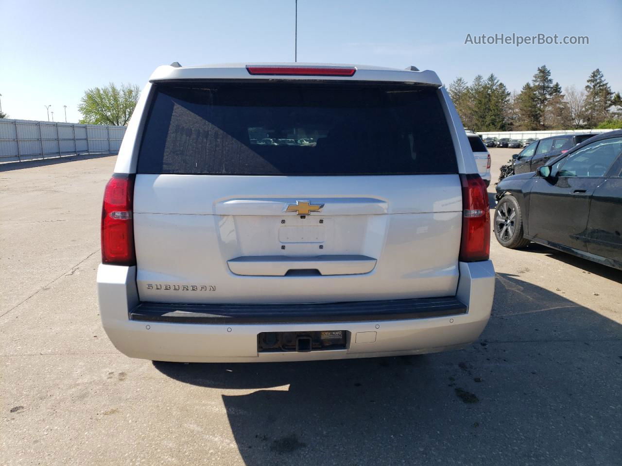 2015 Chevrolet Suburban C1500 Silver vin: 1GNSC5EC9FR692917