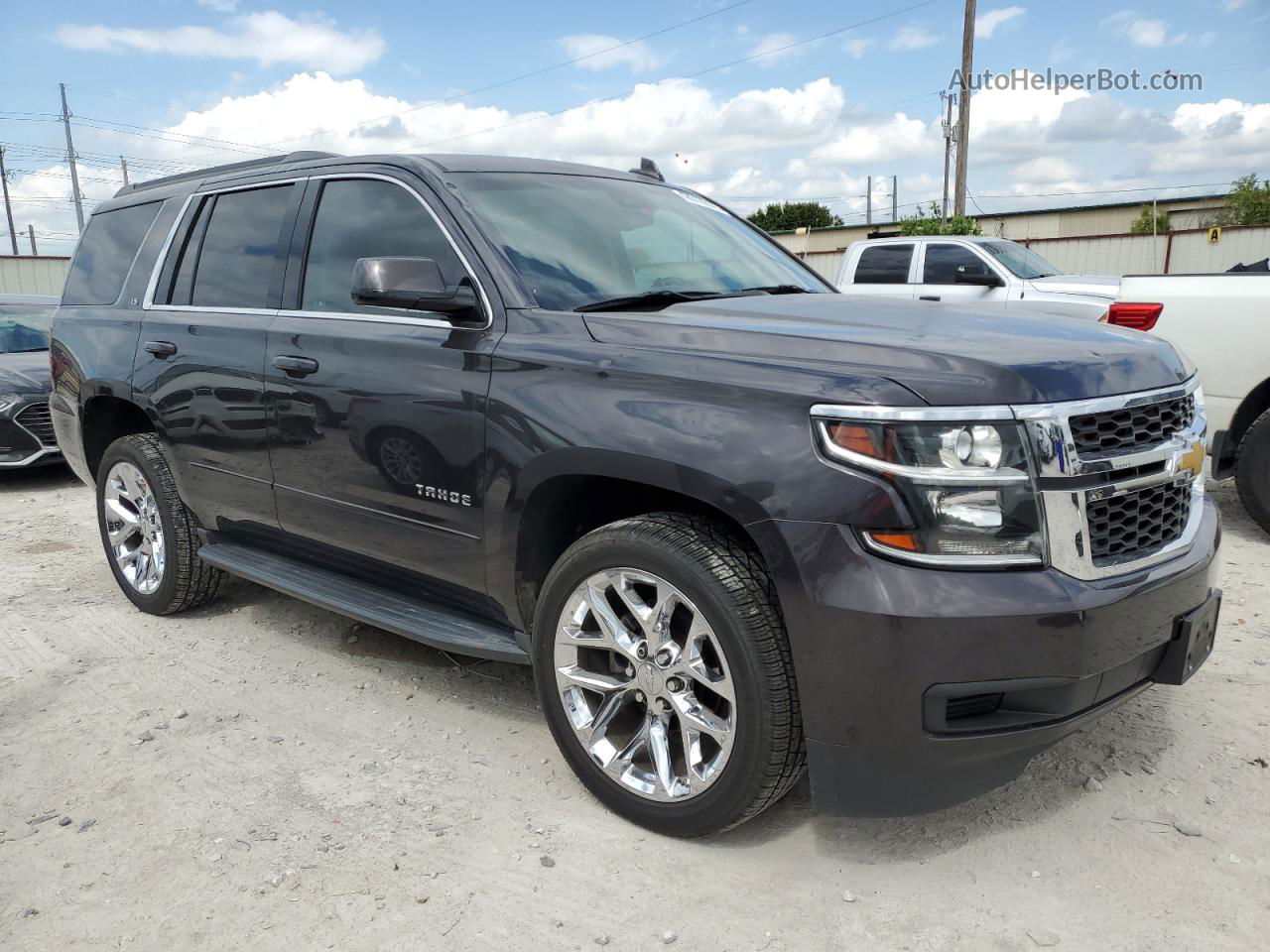 2016 Chevrolet Tahoe C1500  Ls Черный vin: 1GNSCAKC5GR291136