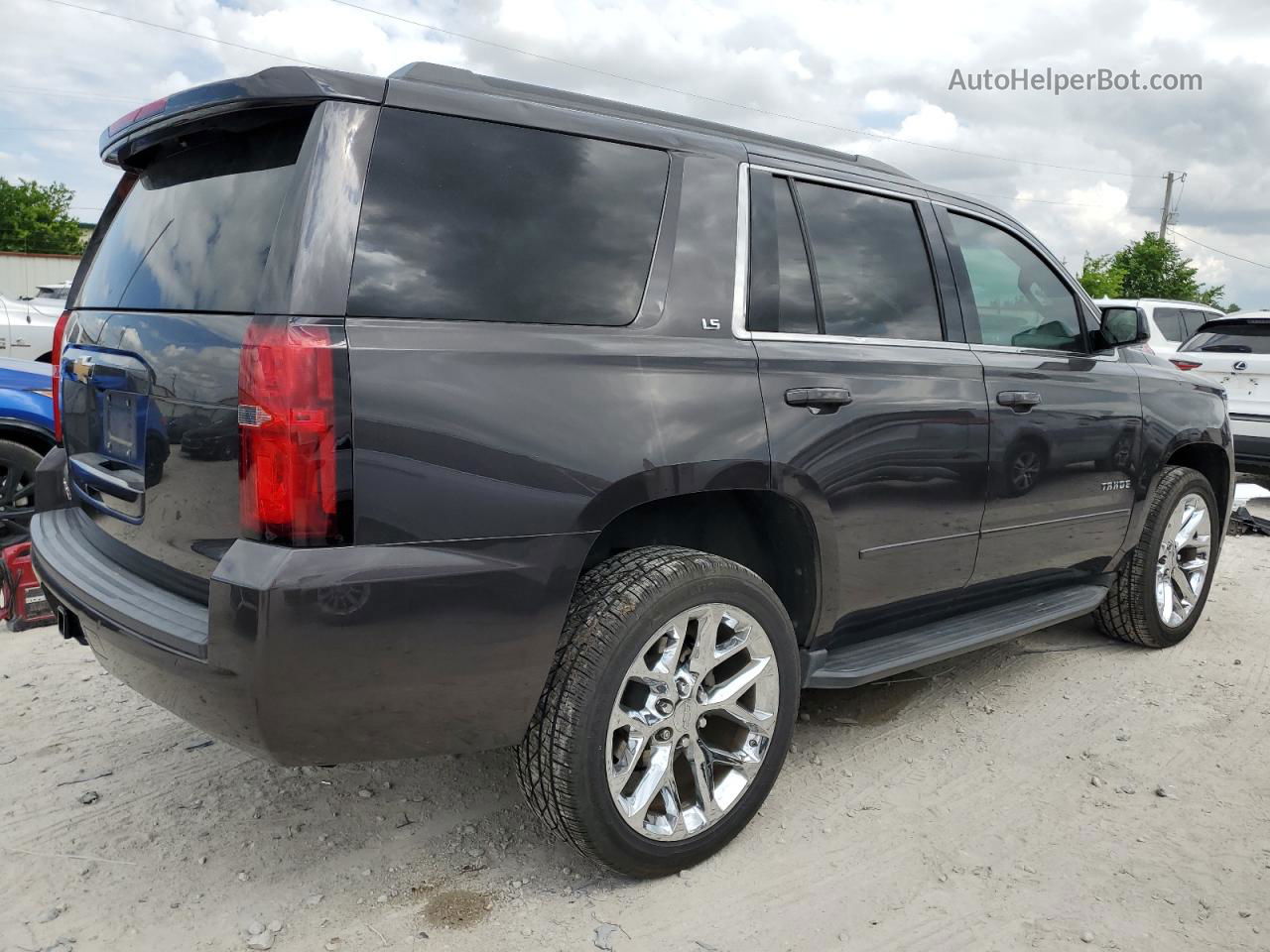 2016 Chevrolet Tahoe C1500  Ls Black vin: 1GNSCAKC5GR291136