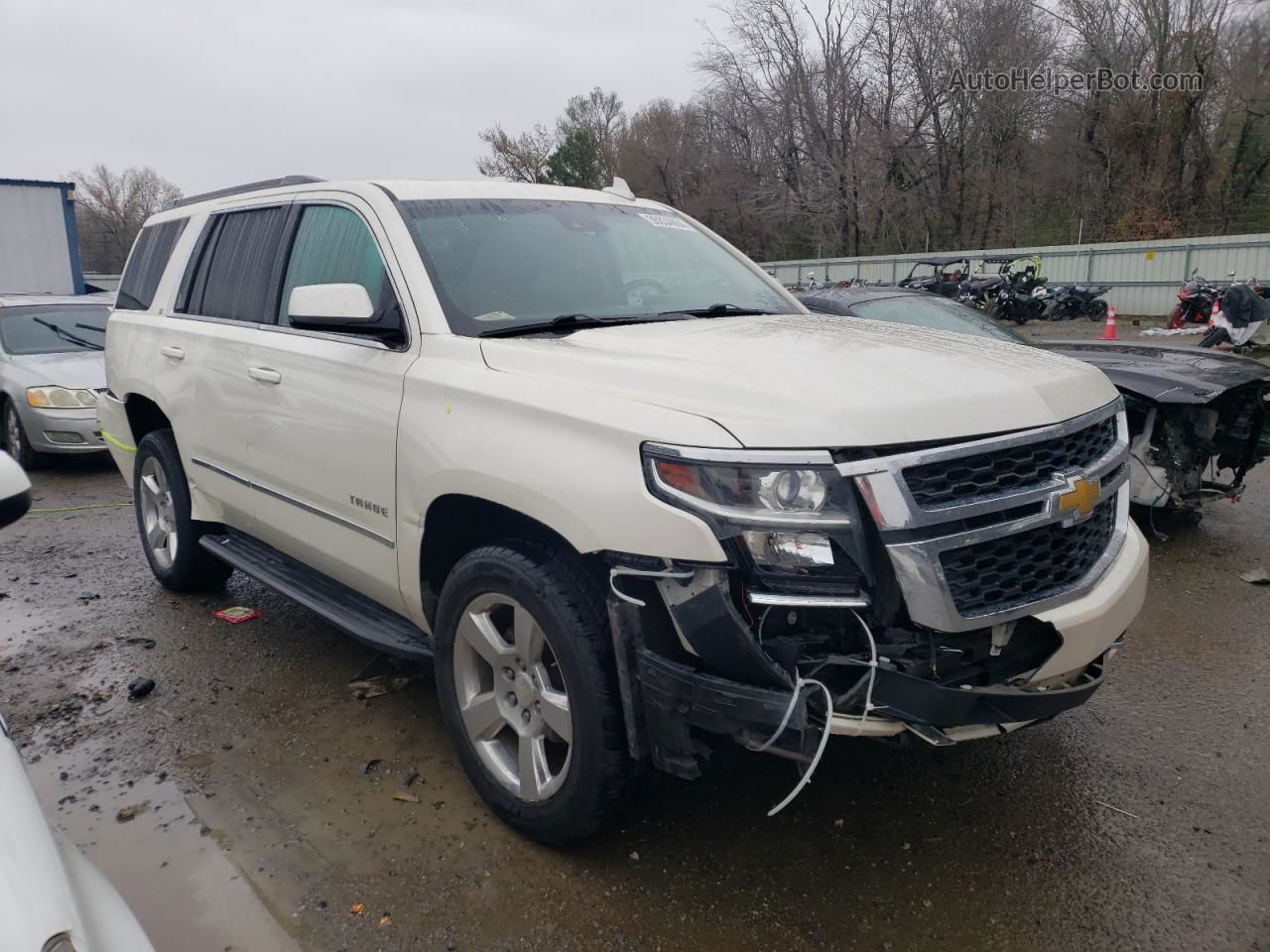 2015 Chevrolet Tahoe C1500 Lt Белый vin: 1GNSCBKC0FR712331