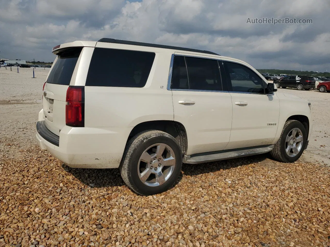 2015 Chevrolet Tahoe C1500 Lt White vin: 1GNSCBKC2FR105492