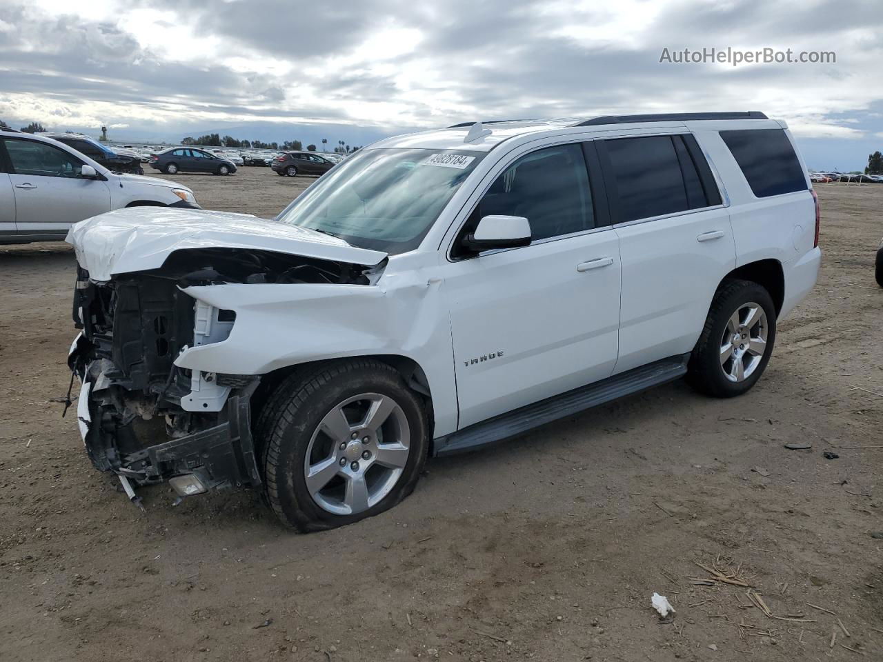 2016 Chevrolet Tahoe C1500 Lt White vin: 1GNSCBKC2GR479893