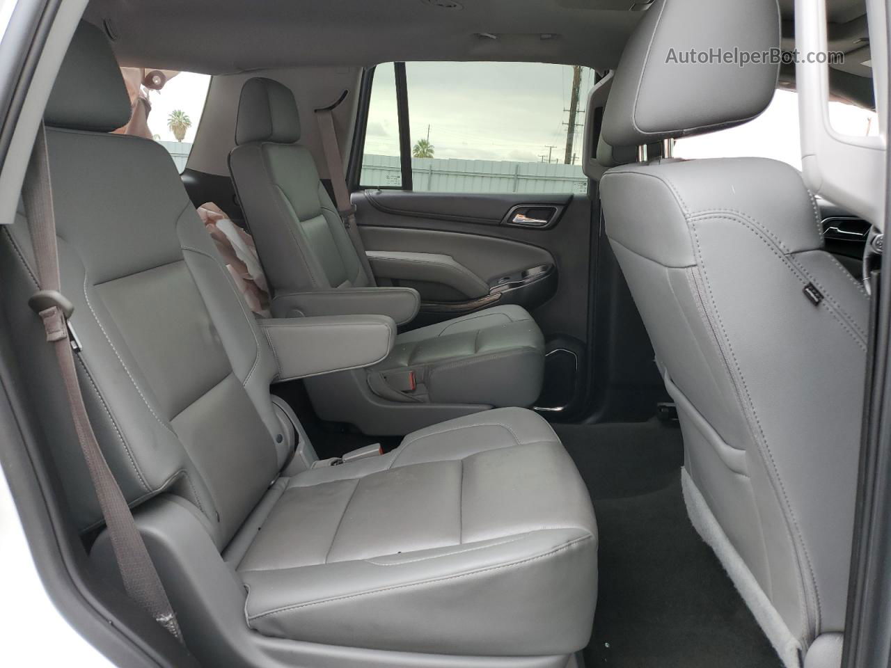 2016 Chevrolet Tahoe C1500 Lt Белый vin: 1GNSCBKC4GR473853