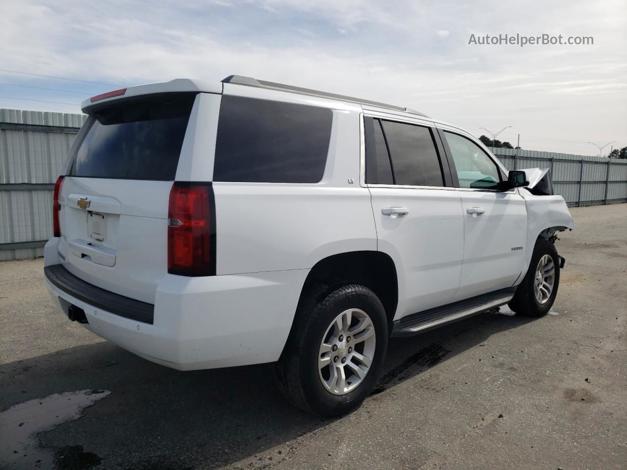 2015 Chevrolet Tahoe C1500 Lt White vin: 1GNSCBKC5FR148269