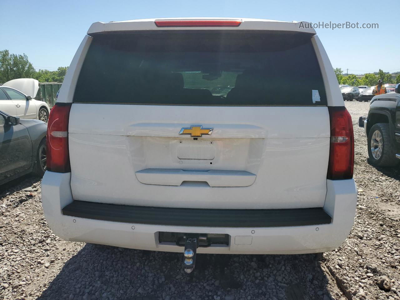 2015 Chevrolet Tahoe C1500 Lt White vin: 1GNSCBKC6FR274091