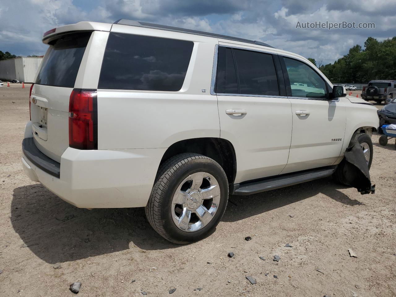 2015 Chevrolet Tahoe C1500 Lt White vin: 1GNSCBKC6FR644956