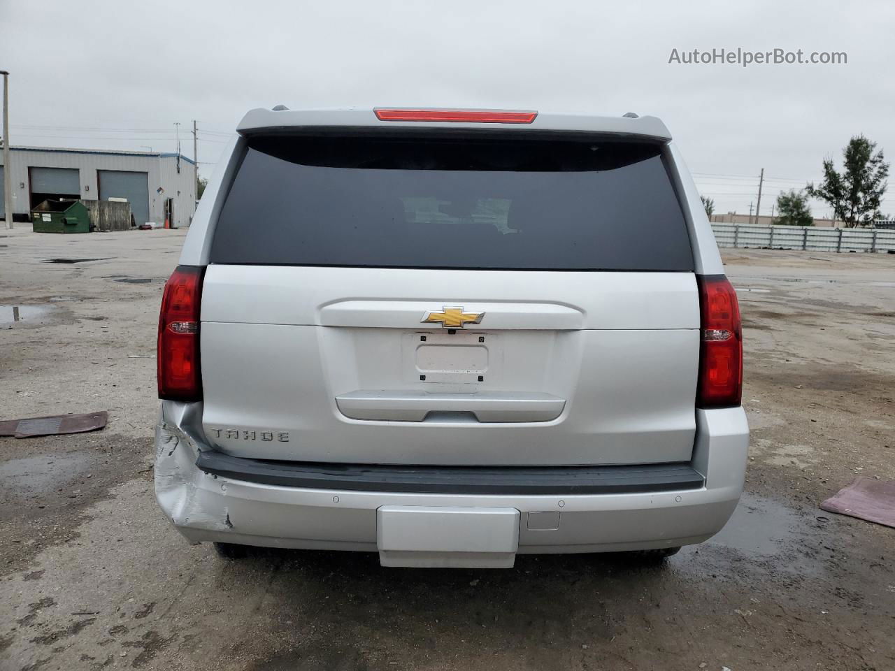 2016 Chevrolet Tahoe C1500 Lt Серебряный vin: 1GNSCBKC6GR261679