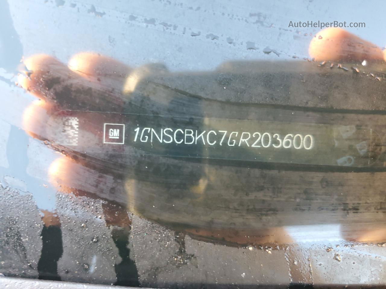 2016 Chevrolet Tahoe C1500 Lt Black vin: 1GNSCBKC7GR203600