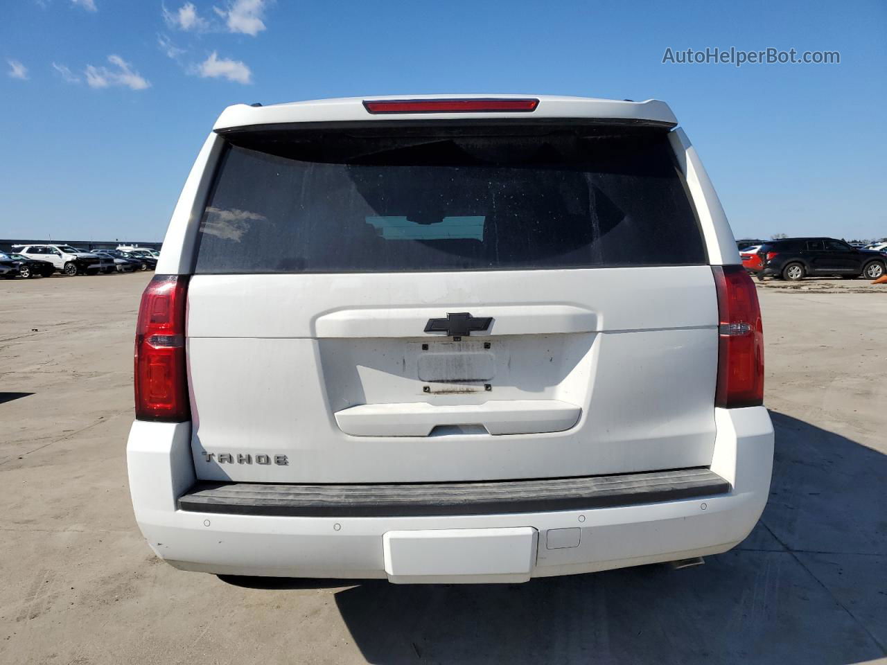 2015 Chevrolet Tahoe C1500 Lt White vin: 1GNSCBKC8FR159783