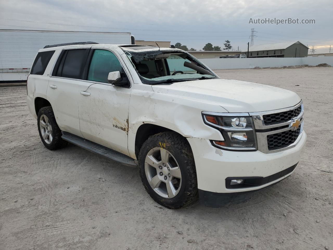 2015 Chevrolet Tahoe C1500 Lt White vin: 1GNSCBKC9FR170923