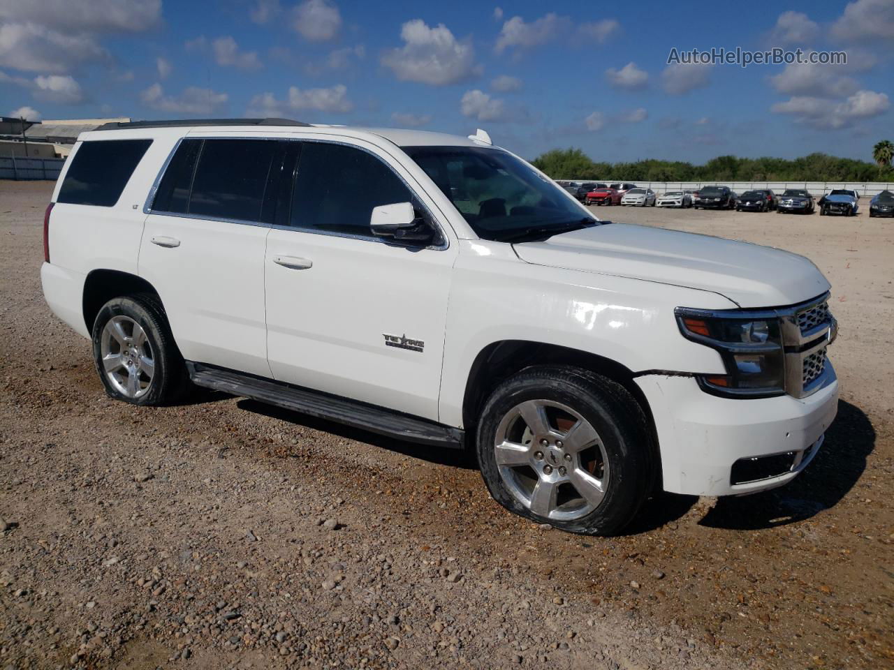 2016 Chevrolet Tahoe C1500 Lt Белый vin: 1GNSCBKC9GR416046