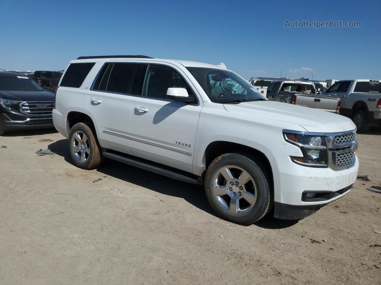 2016 Chevrolet Tahoe C1500 Lt White vin: 1GNSCBKC9GR462119