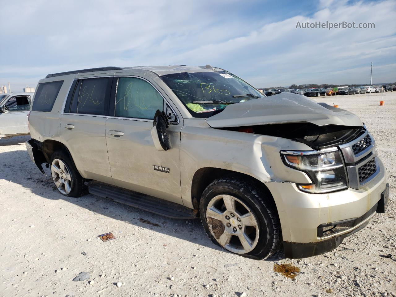 2015 Chevrolet Tahoe C1500 Lt Желто-коричневый vin: 1GNSCBKCXFR726074