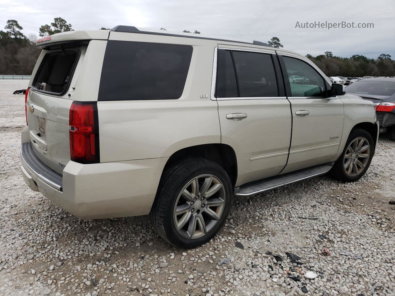 2015 Chevrolet Tahoe C1500 Ltz Tan vin: 1GNSCCKC2FR143052