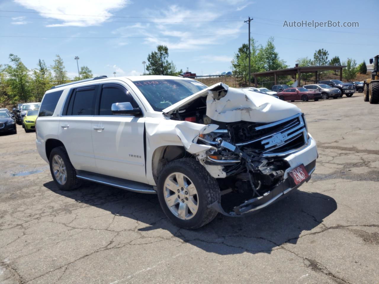 2015 Chevrolet Tahoe C1500 Ltz White vin: 1GNSCCKC2FR199802