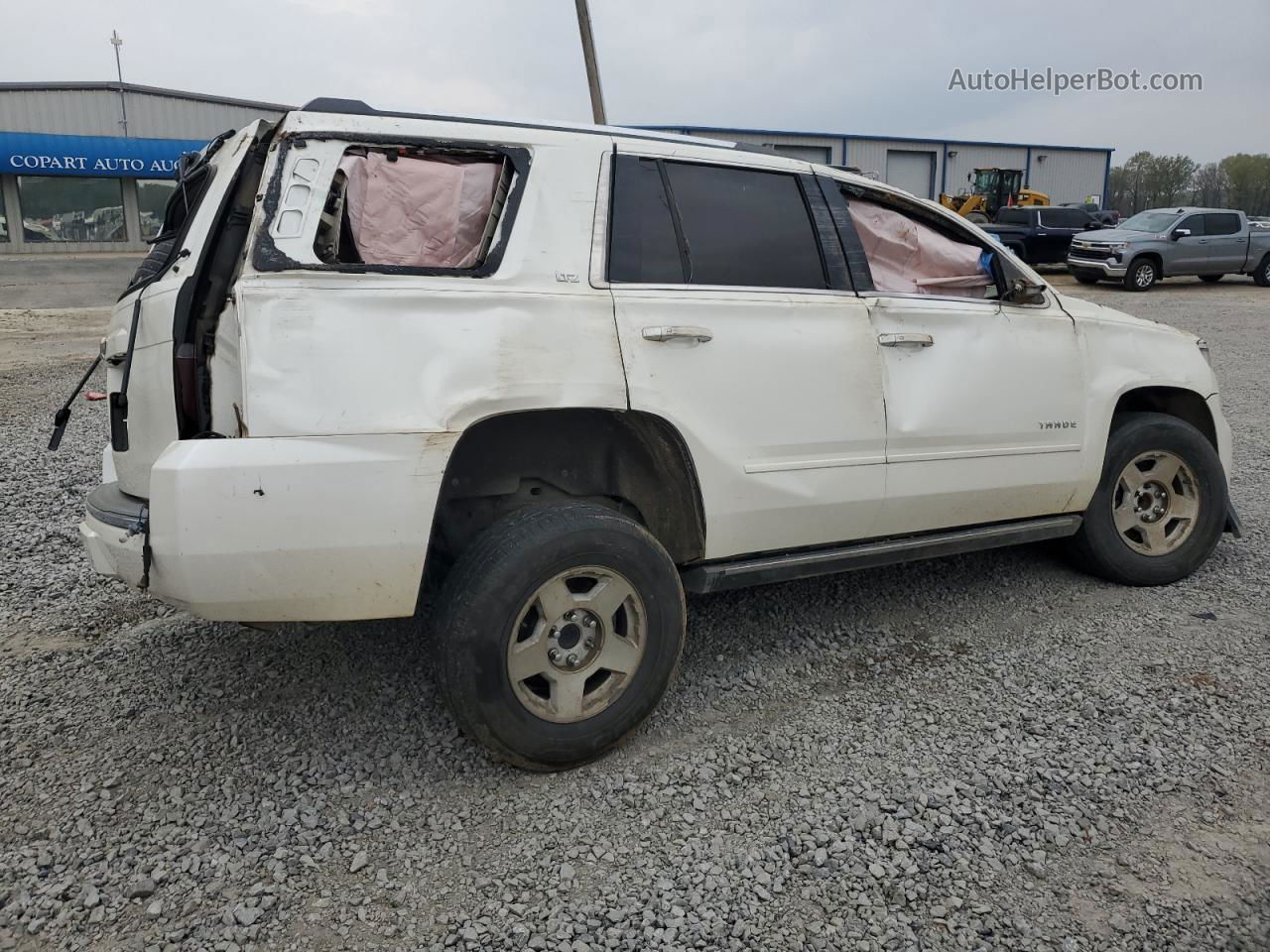 2015 Chevrolet Tahoe C1500 Ltz White vin: 1GNSCCKC3FR170583